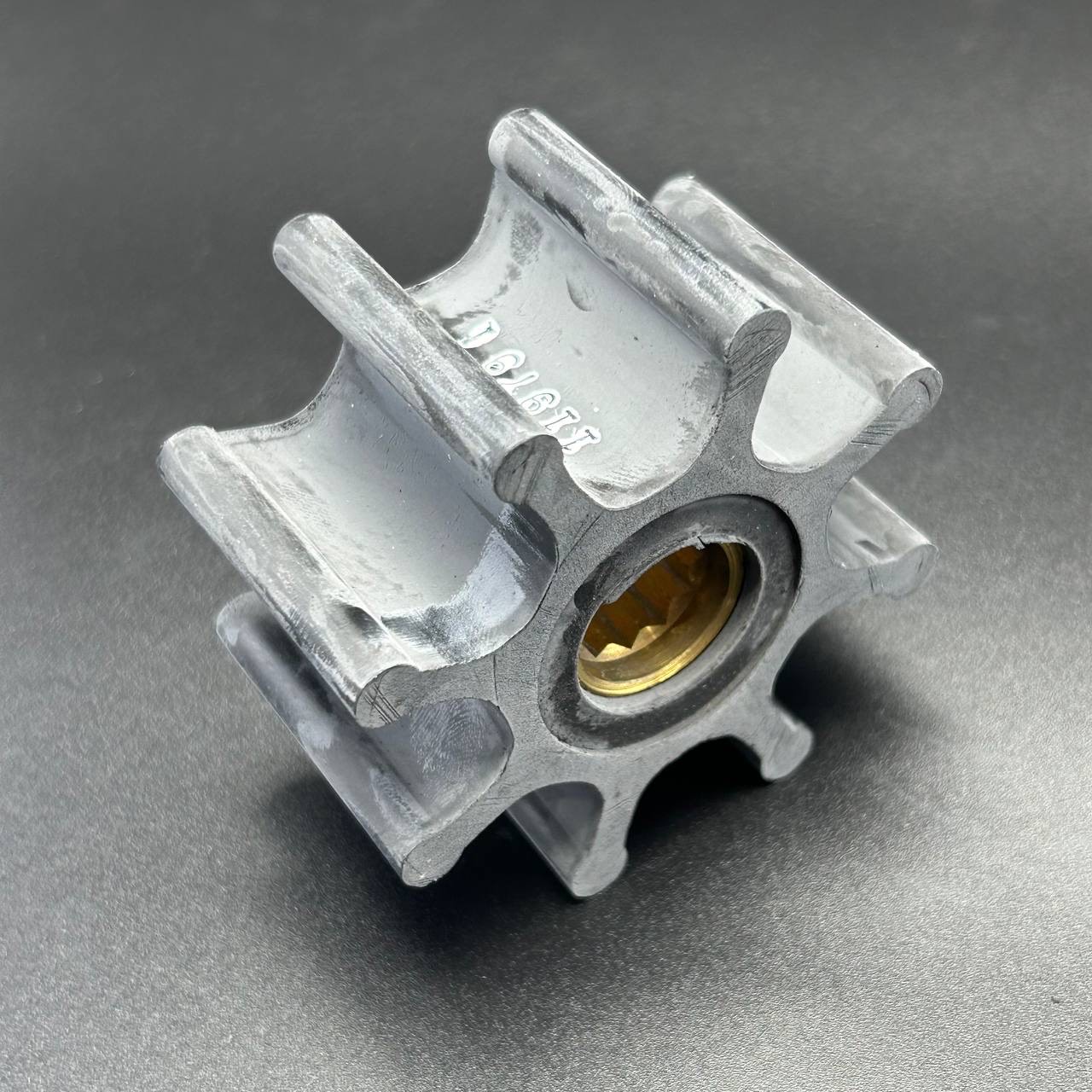 картинка Крыльчатка помпы Mercrusier IMPELLER (896332063) (Quicksilver) от магазина Одежда+