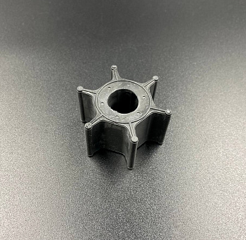 картинка Крыльчатка помпы охлаждения Suzuki DT9.9-15, DF8-20 (17461-939M0; 17461-93901) (KACAWA) от магазина Одежда+