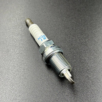 картинка Свеча зажигания NGK IZFR6J (Quicksilver) от магазина Одежда+